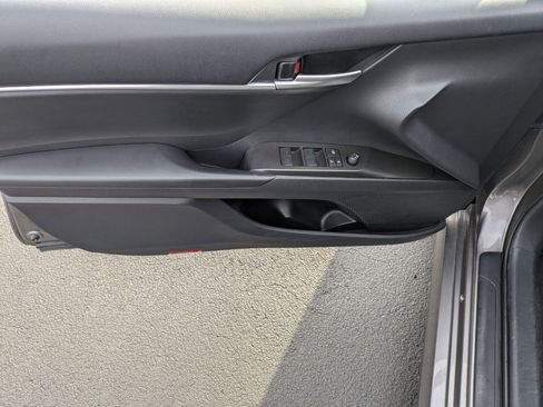 Used 2023 Toyota Camry LE image 11