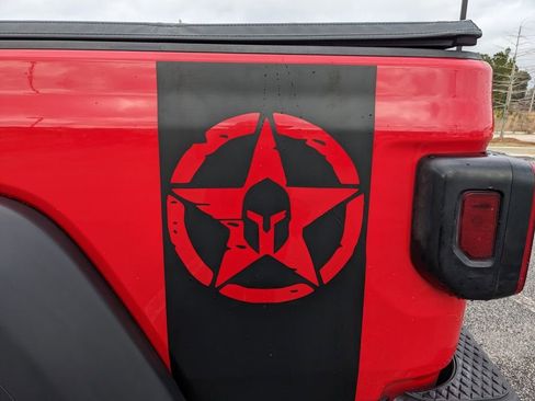 Used 2021 Jeep Gladiator Mojave w/ Trailer Tow Package image 22