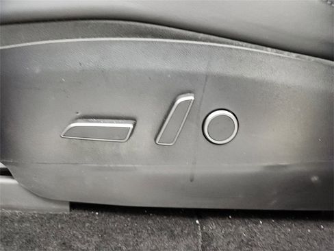 Used 2021 Tesla Model Y 2WD image 24