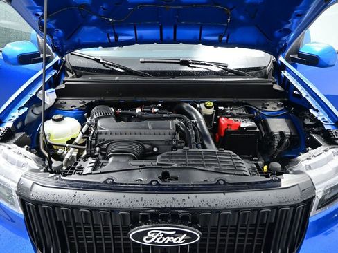 Used 2025 Ford Maverick Lobo image 24