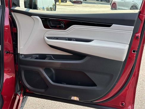 Certified 2025 Honda Odyssey Elite image 6