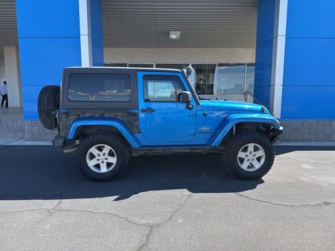 Used 2014 Jeep Wrangler Sport image 2