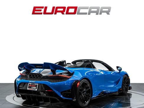 Used 2022 McLaren 765LT RWD image 6