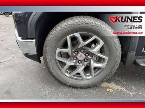 New 2026 GMC Sierra 1500 SLT w/ SLT Premium Plus Package image 13