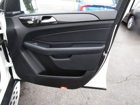 Used 2018 Mercedes-Benz GLS 450 4MATIC image 16