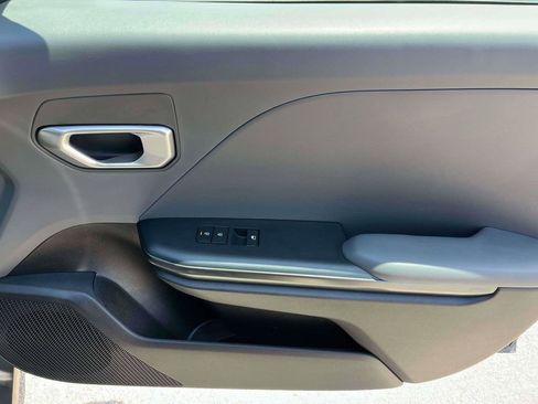 Certified 2025 Kia K4 FWD image 10