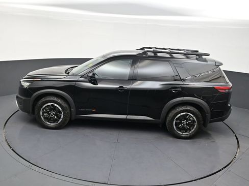 Used 2025 Nissan Pathfinder Rock Creek image 14