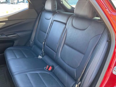 Certified 2023 Chevrolet Bolt EUV LT w/ Convenience Package image 20