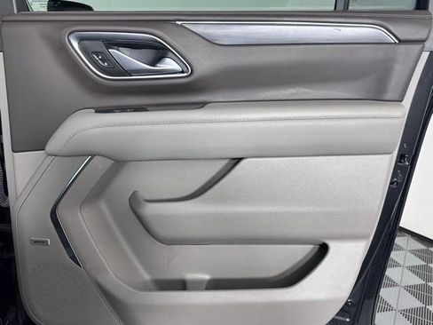 Used 2023 GMC Yukon XL SLT image 27