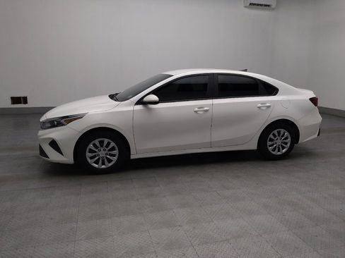 Used 2024 Kia Forte LX image 2