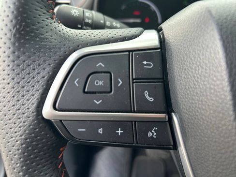 Used 2023 Toyota Sienna XSE w/ XSE Plus Package AWD/4WD image 13