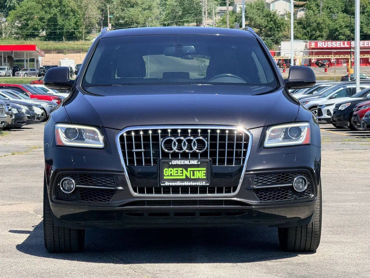 Used 2017 Audi Q5 2.0T Premium Plus w/ Technology Package AWD/4WD image 3