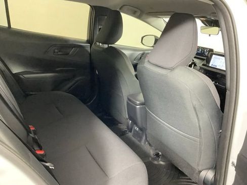 Used 2026 Toyota Prius Plug-In Hybrid FWD image 18