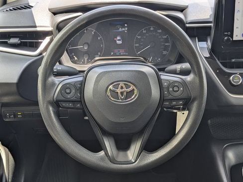 Used 2023 Toyota Corolla LE FWD image 20