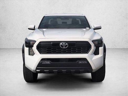 Used 2025 Toyota Tacoma TRD Off-Road image 2