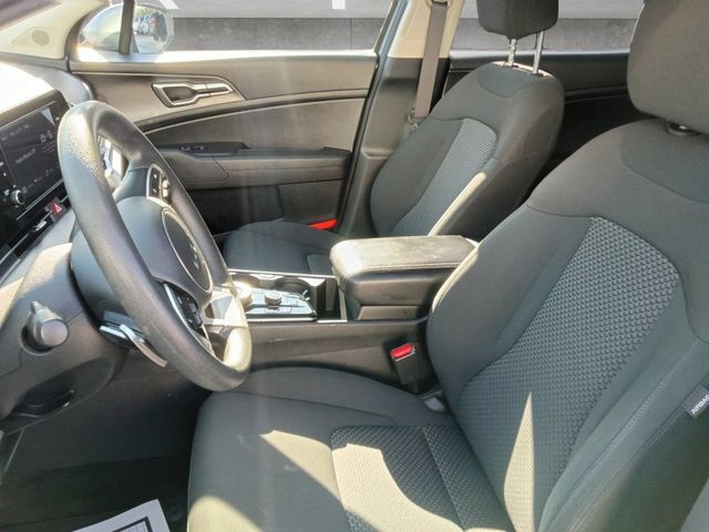 Used 2023 Kia Sportage LX AWD/4WD image 19