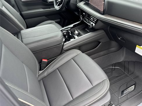New 2026 Chevrolet Tahoe Premier w/ Sun And Tow Package RWD image 39