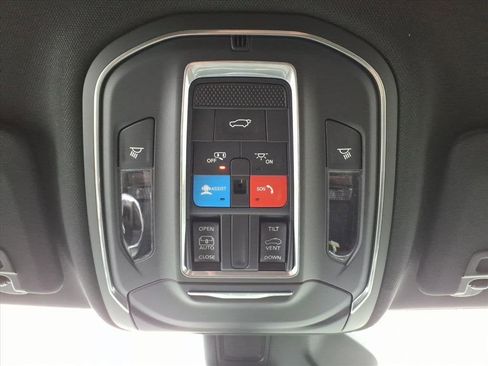 New 2026 Jeep Grand Cherokee Altitude AWD/4WD image 7