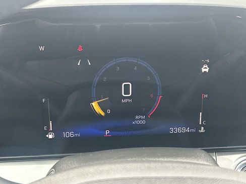 Used 2024 Chevrolet Trax LT w/ Driver Confidence Package image 11