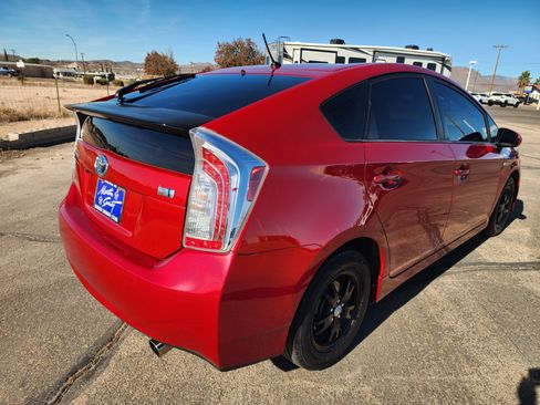 Used 2012 Toyota Prius Four image 5
