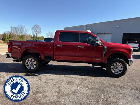 Used 2024 Ford F250 Lariat w/ Chrome Package image 2