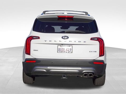 Used 2021 Kia Telluride EX w/ EX Premium Package image 4