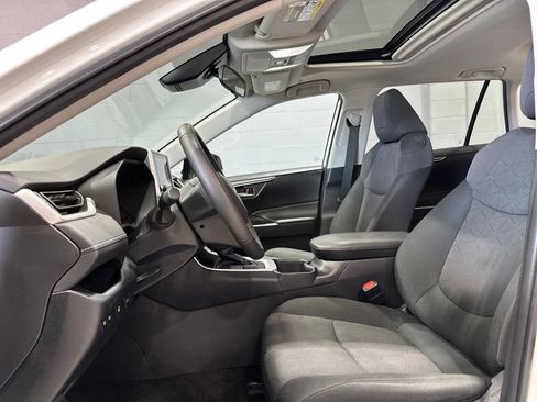 Certified 2023 Toyota RAV4 XLE w/ Convenience Package AWD/4WD image 14