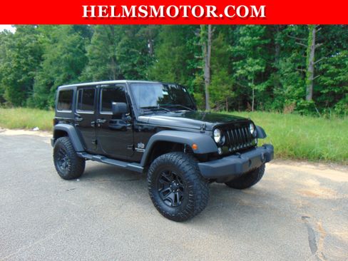 Used 2018 Jeep Wrangler Unlimited Sport S AWD/4WD image 8