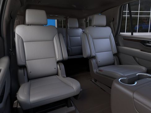 New 2026 Chevrolet Tahoe Z71 w/ Comfort Package AWD/4WD image 18