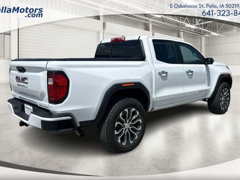 Used 2026 GMC Canyon Denali AWD/4WD image 3
