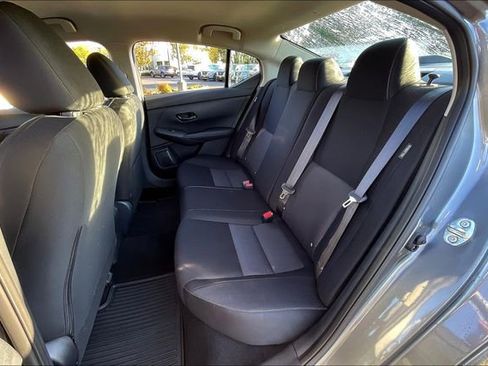 Used 2025 Nissan Sentra SV w/ All-Weather Package image 10