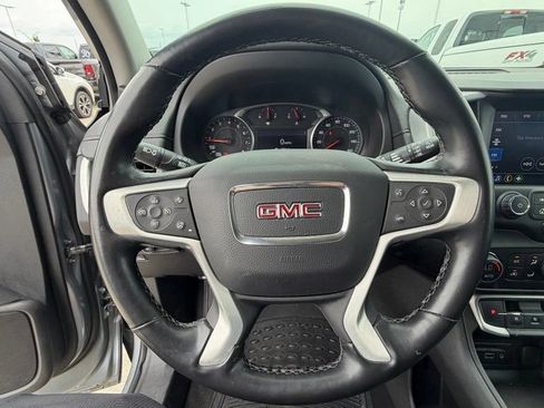 Used 2023 GMC Terrain SLT AWD/4WD image 13