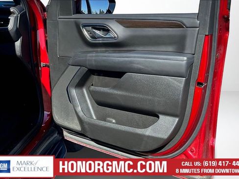 Used 2022 GMC Yukon SLE w/ Gmc Pro Safety Plus Package image 27
