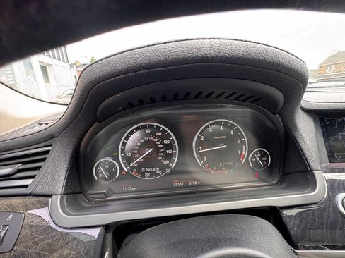 Used 2011 BMW 740i RWD image 22