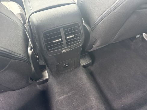 Used 2023 Ford Escape Active image 17