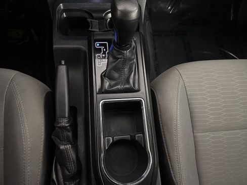 Used 2019 Toyota Tacoma SR w/ SR Convenience Package RWD image 30