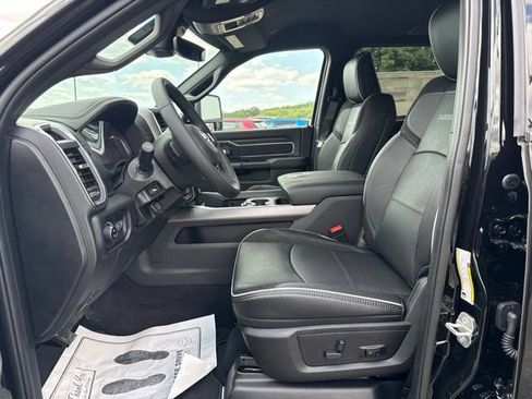 New 2026 RAM 3500 Laramie AWD/4WD image 30