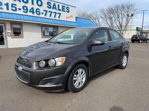Used 2016 Chevrolet Sonic LT image 1