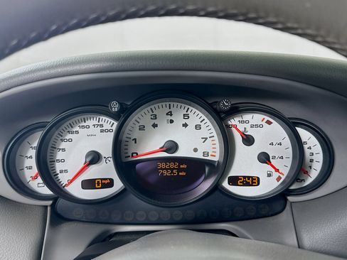 Used 2003 Porsche 911 Carrera RWD image 15