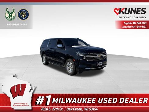 Used 2023 Chevrolet Suburban Premier AWD/4WD image 1