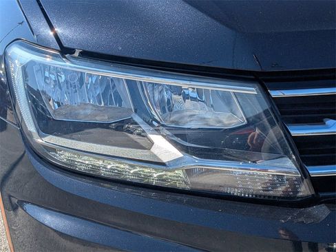 Used 2020 Volkswagen Tiguan SEL image 10
