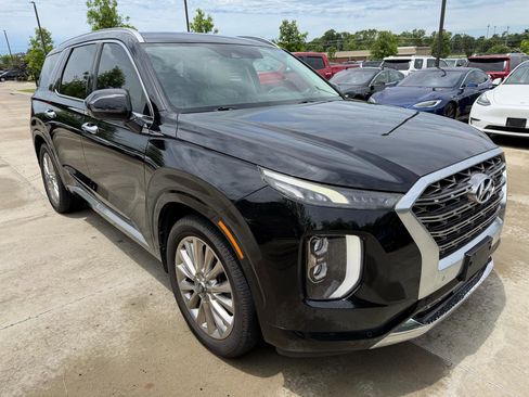 Used 2020 Hyundai Palisade Limited FWD image 3