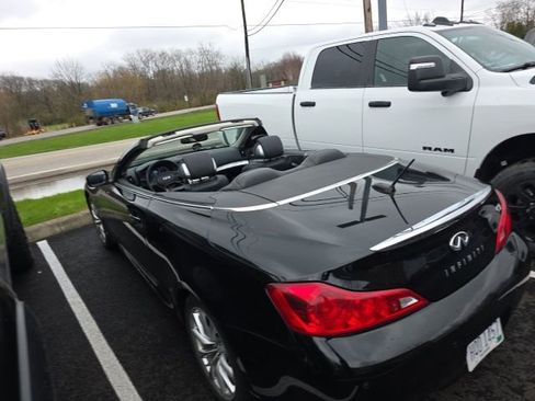 Used 2013 INFINITI G37 Sport w/ Premium Pkg image 2