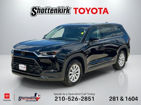 Certified 2026 Toyota Grand Highlander XLE FWD image 1