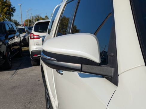 Used 2020 Toyota 4Runner Limited image 12