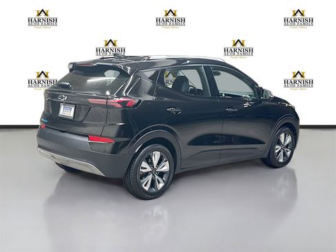 Used 2023 Chevrolet Bolt EUV LT w/ Convenience Package image 5