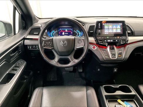 Used 2023 Honda Odyssey Sport image 18