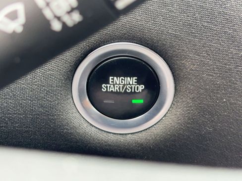 Used 2020 Chevrolet Malibu LS image 24