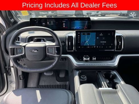 Used 2026 Ford Expedition Platinum w/ Stealth Appearance Package AWD/4WD image 15