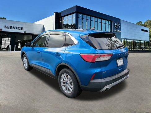 Used 2020 Ford Escape SE image 6